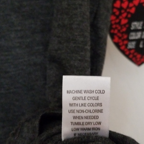 BNWT DK Heather Grey Tshirt - Picture 6 of 6